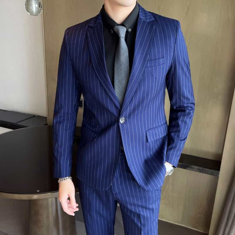 Men's 2 Piece Striped Suit in Navy Blue Black
