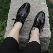Dress Shoes Lace-Up Oxford Leather Shoes in Black